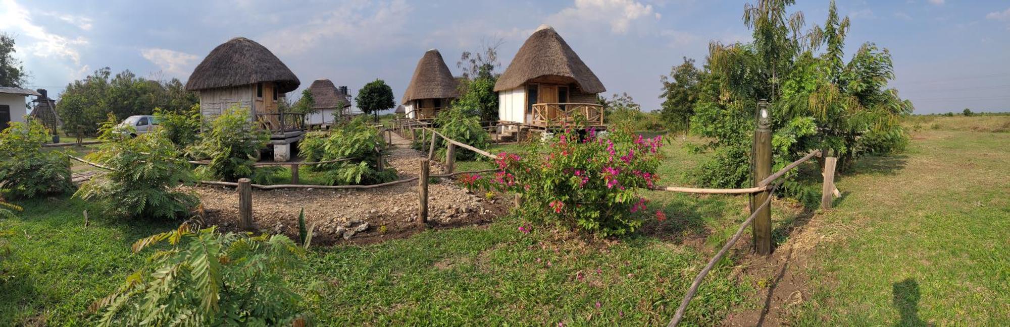 Songbird Safari Lodge & Campsite Katunguru Buitenkant foto